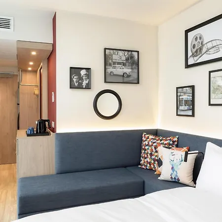 호텔 Hampton By Hilton Babelsberg 3*