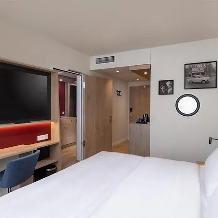 Hotel Hampton By Hilton Babelsberg