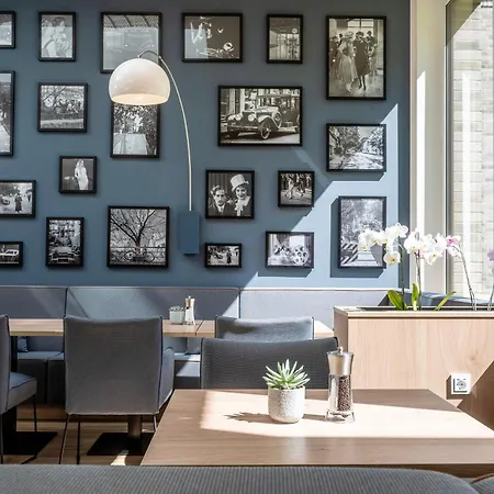 Hampton By Hilton Babelsberg 3*