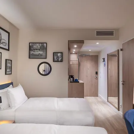 Hampton By Hilton Babelsberg 3*