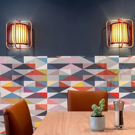Hampton By Hilton Babelsberg Hotel 3*