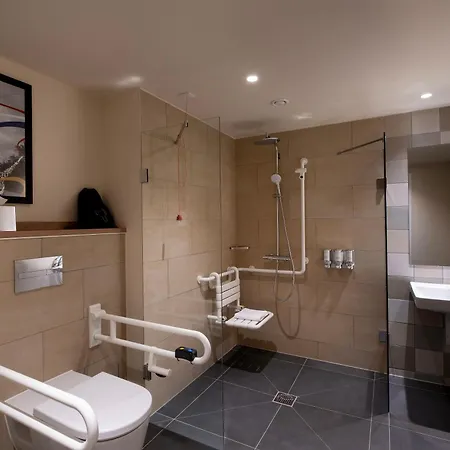 Hampton By Hilton Babelsberg Hotel 3*