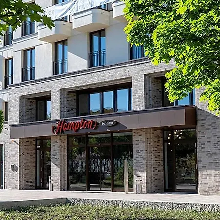 Hampton By Hilton Babelsberg Hotel 3*