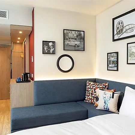 Hotel Hampton By Hilton Babelsberg 3*